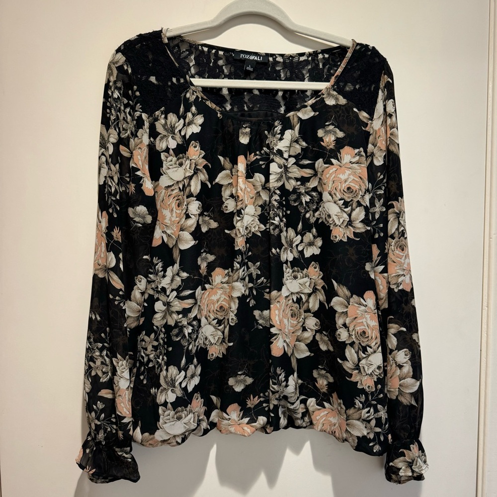 Roz & Ali Black and Cream Floral Relaxed Blouse